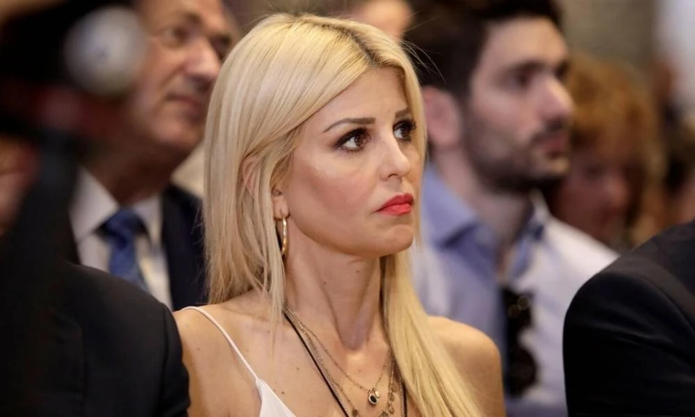 Η ομάδα Αναρχικοί - Αναρχικές ανέλαβε την ευθύνη για την επίθεση στο γραφείο της Έλενας Ράπτη